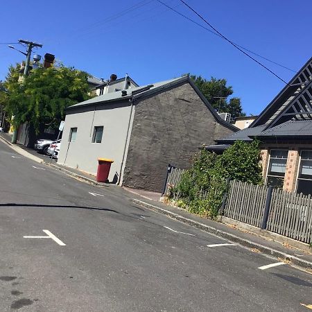 City Townhouse Walking Distance To City Launceston Exteriér fotografie