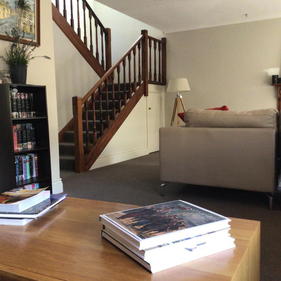City Townhouse Walking Distance To City Launceston Exteriér fotografie