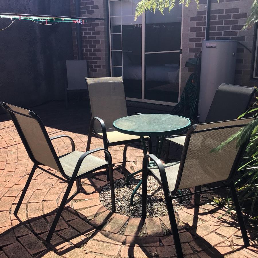 City Townhouse Walking Distance To City Launceston Exteriér fotografie