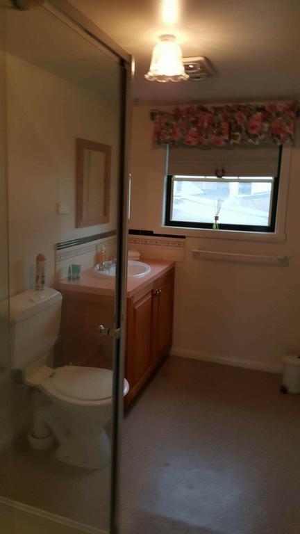 City Townhouse Walking Distance To City Launceston Exteriér fotografie