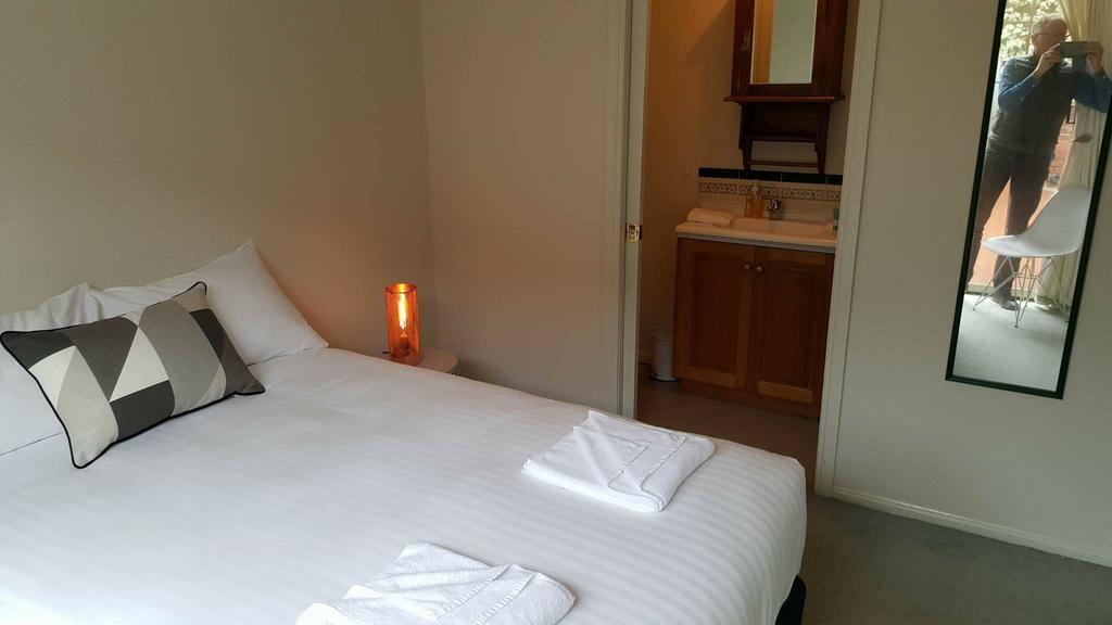 City Townhouse Walking Distance To City Launceston Exteriér fotografie